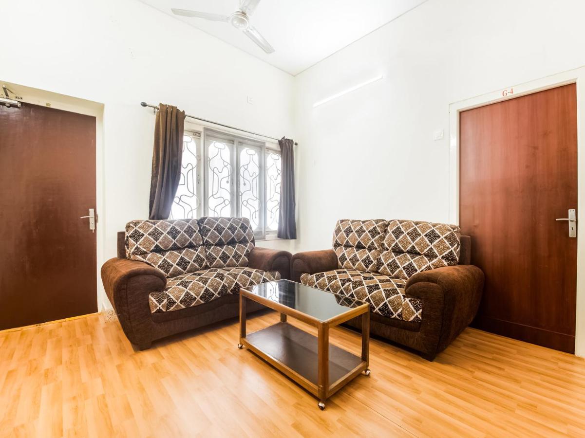 Oyo 76129 Rk Inn Guntur Exterior photo